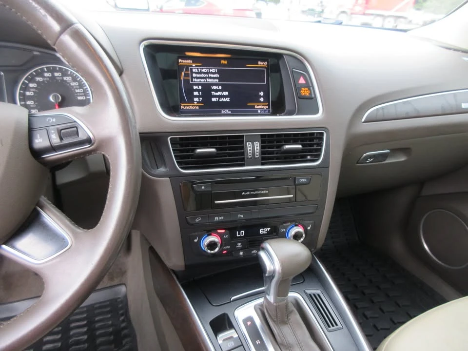 2015 Audi 8R Q5 - Image 9 of 17