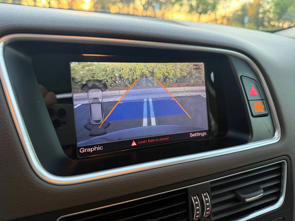 2015 Audi 8R Q5 - Image 9 of 24