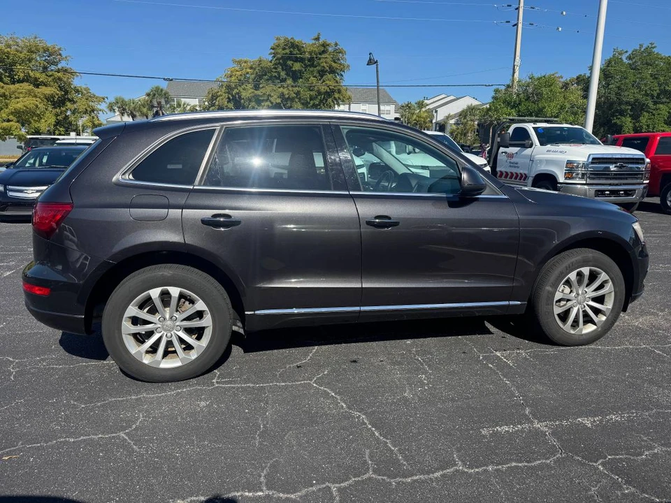 2015 Audi 8R Q5 - Image 2 of 11