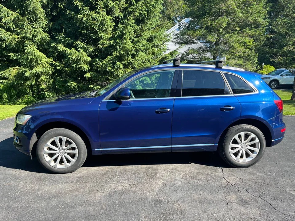 2015 Audi 8R Q5 - Image 2 of 16