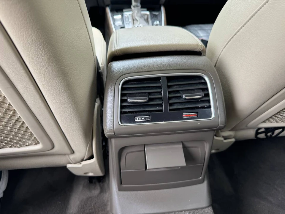 2015 Audi 8R Q5 - Image 15 of 17