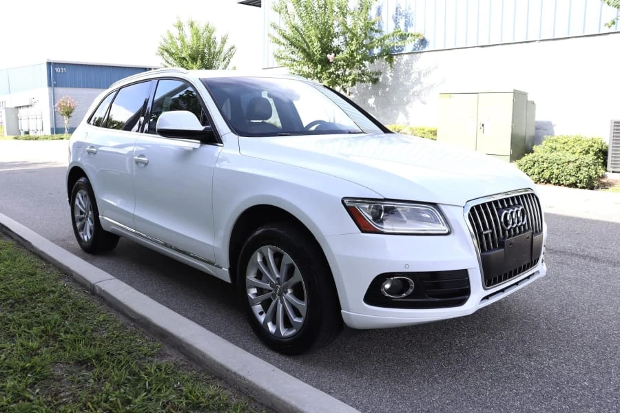 2015 Audi 8R Q5 - Image 6 of 25