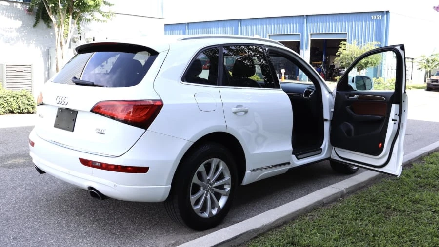 2015 Audi 8R Q5 - Image 11 of 25