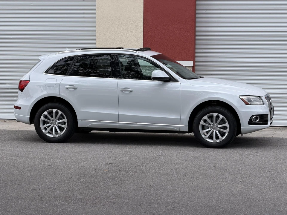 2015 Audi 8R Q5 - Image 16 of 31