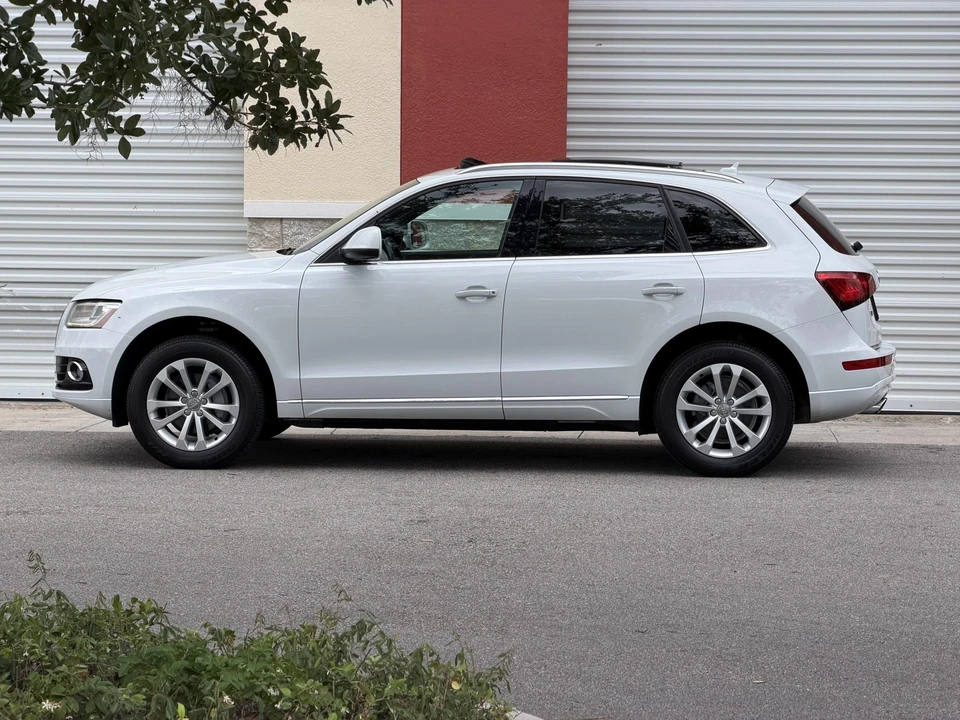 2015 Audi 8R Q5 - Image 6 of 31