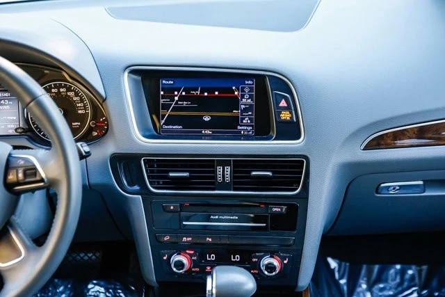2015 Audi 8R Q5 - Image 11 of 12