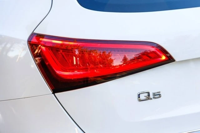 2015 Audi 8R Q5 - Image 8 of 12