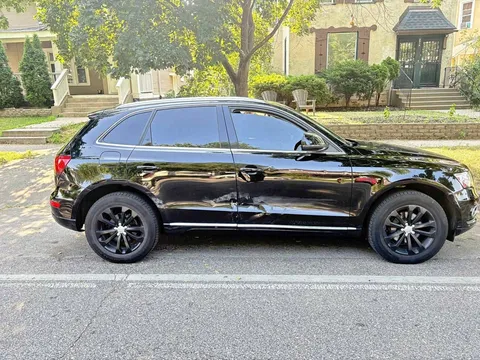 2015 Audi Q5 Premium Plus w/Technology Value Pkg