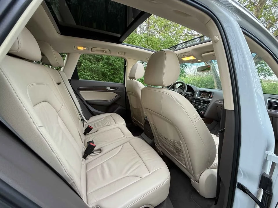 2015 Audi 8R Q5 - Image 10 of 16