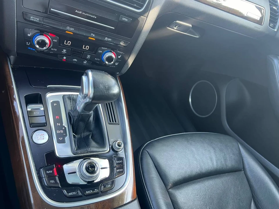 2015 Audi 8R Q5 - Image 11 of 24
