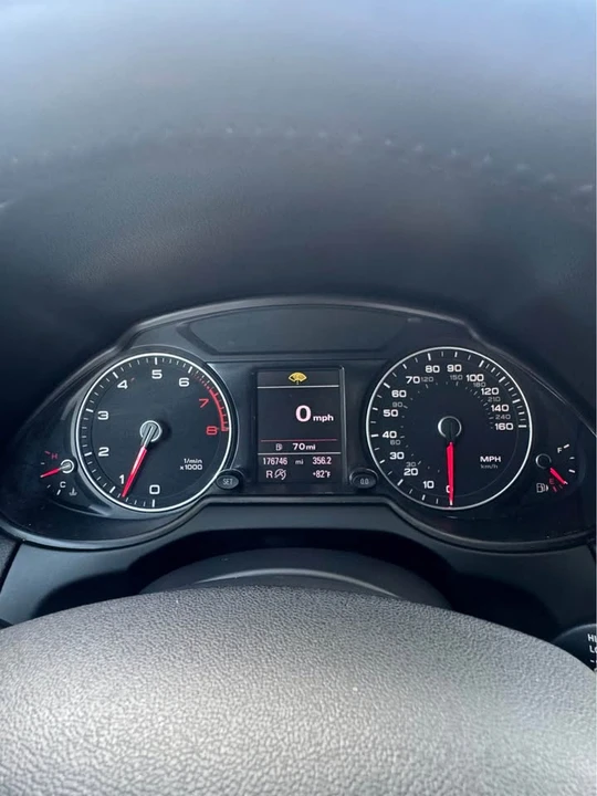 2015 Audi 8R Q5 - Image 12 of 14