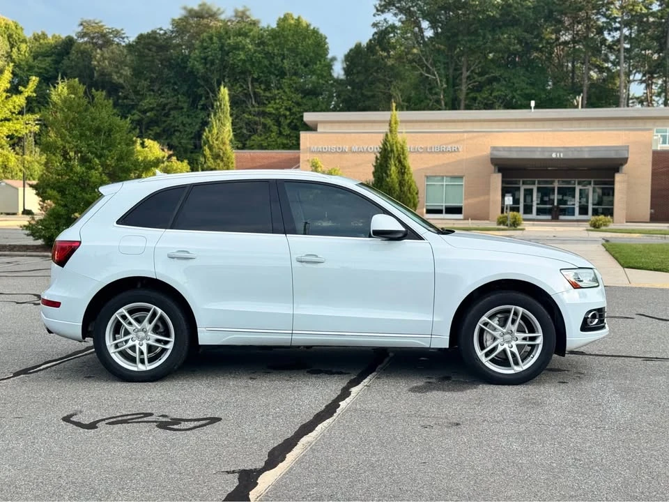 2015 Audi 8R Q5 - Image 8 of 20