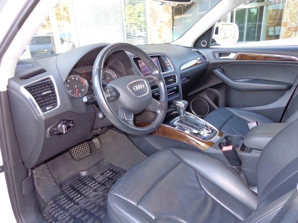 2015 Audi 8R Q5 - Image 10 of 22