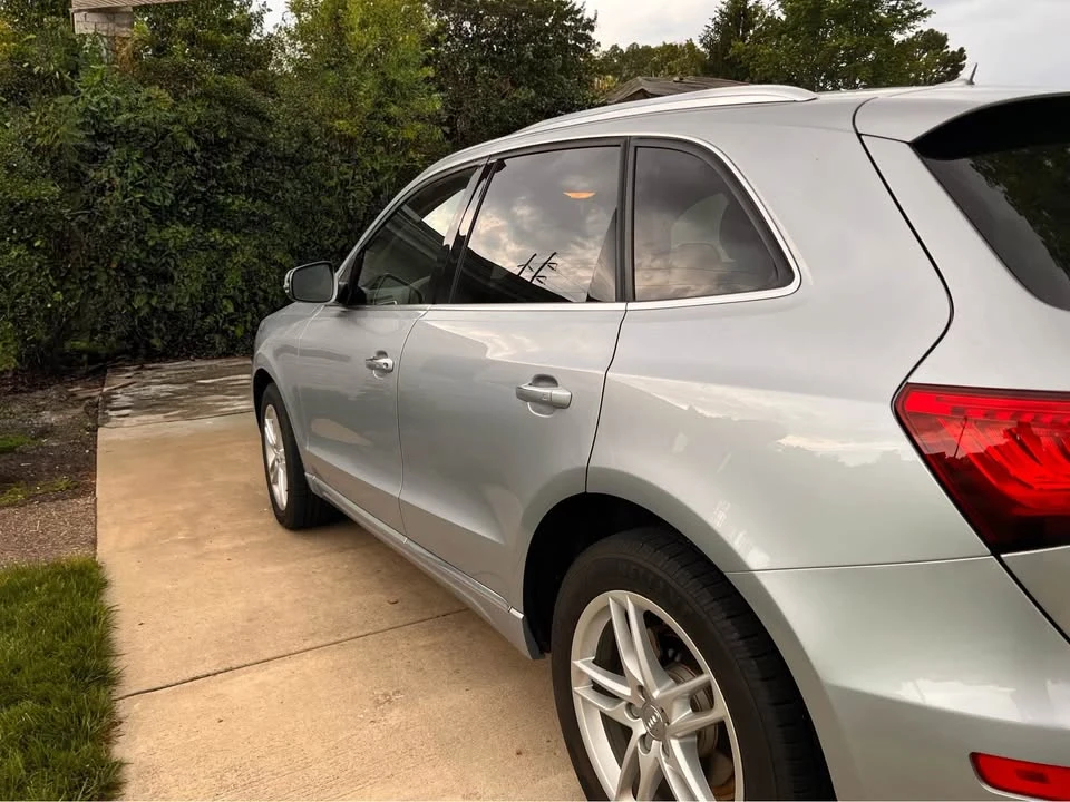 2015 Audi 8R Q5 - Image 2 of 9