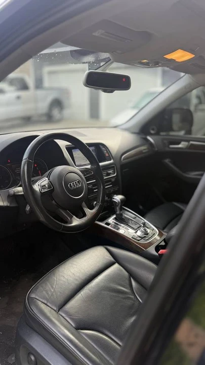 2015 Audi 8R Q5 - Image 9 of 18