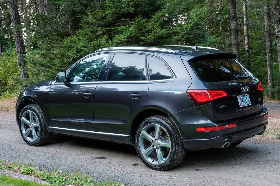 2015 Audi 8R Q5 - Image 8 of 8