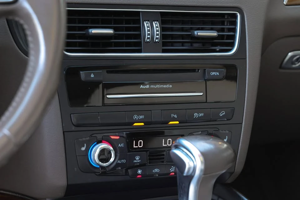 2015 Audi 8R Q5 - Image 13 of 14