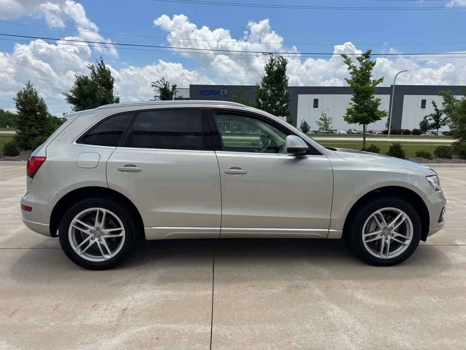 2015 Audi 8R Q5 - Image 8 of 15