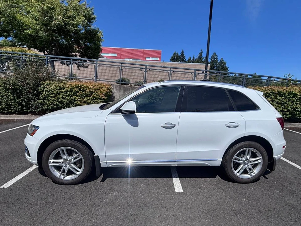 2015 Audi 8R Q5 - Image 4 of 12