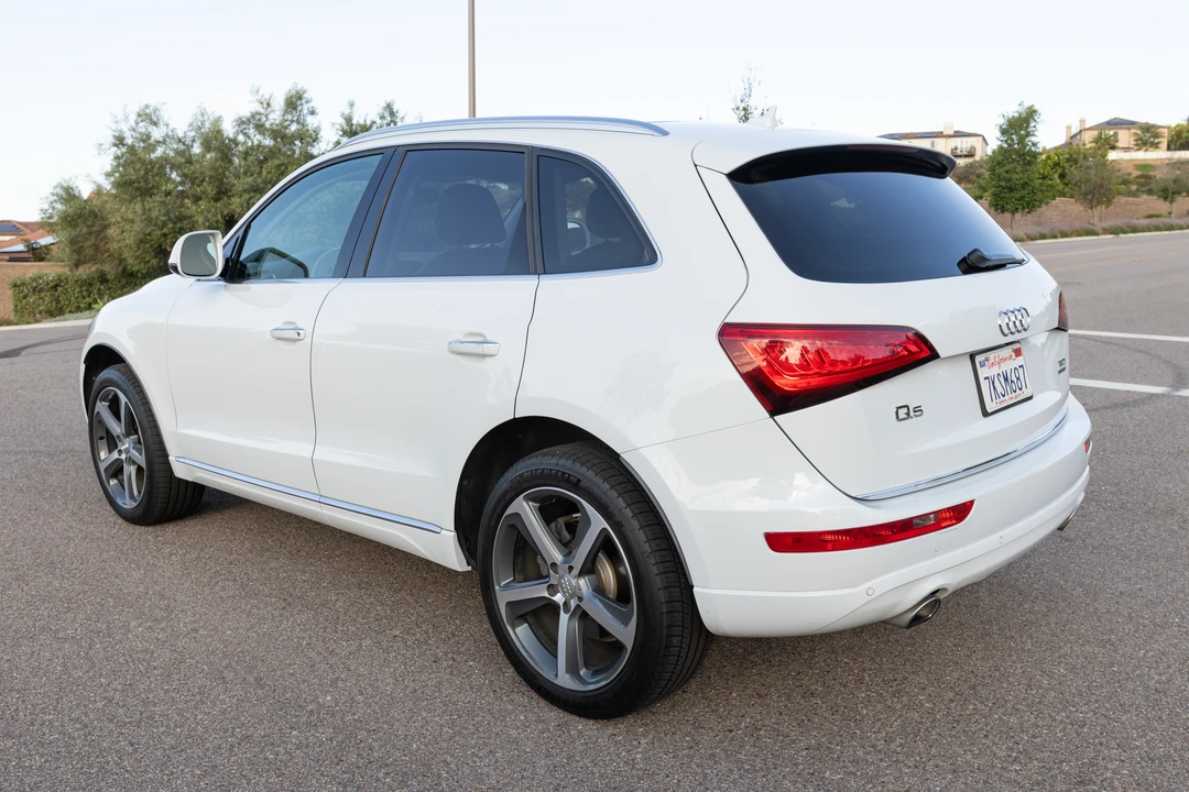 2015 Audi 8R Q5 - Image 10 of 31