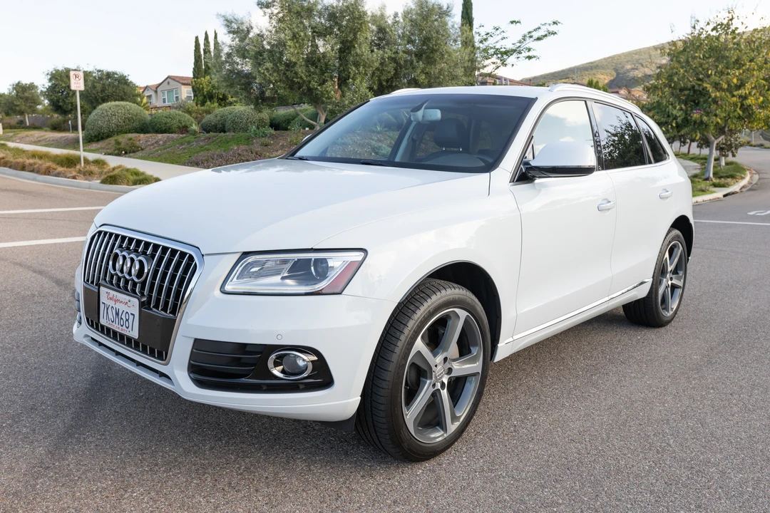 2015 Audi 8R Q5 - Image 2 of 31