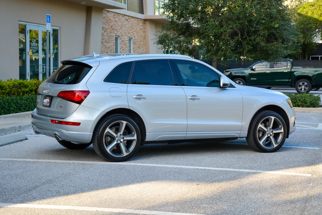 2015 Audi 8R Q5 - Image 10 of 31