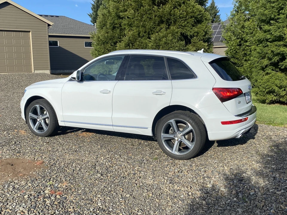 2015 Audi 8R Q5 - Image 6 of 31