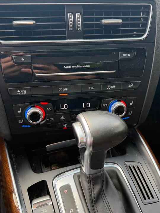 2015 Audi 8R Q5 - Image 11 of 13