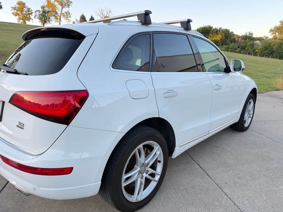 2015 Audi 8R Q5 - Image 8 of 19