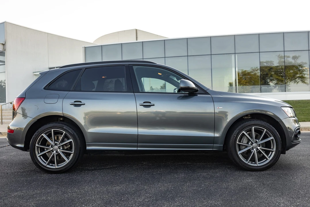 2015 Audi 8R Q5 - Image 10 of 31
