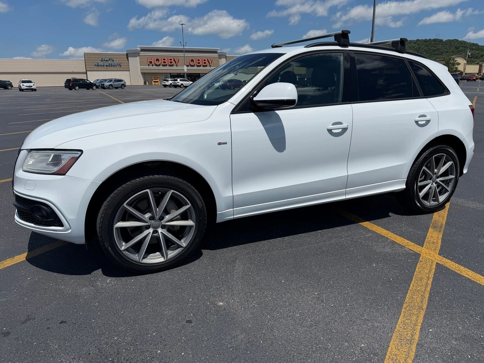 2015 Audi 8R Q5 - Image 3 of 21
