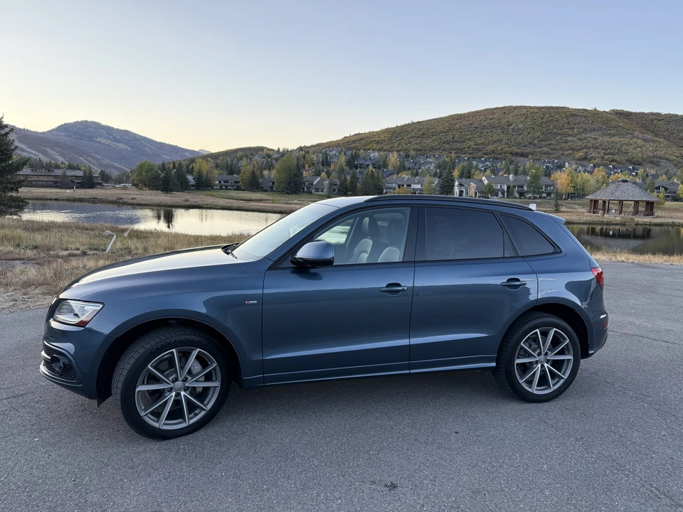 2015 Audi 8R Q5 - Image 2 of 31