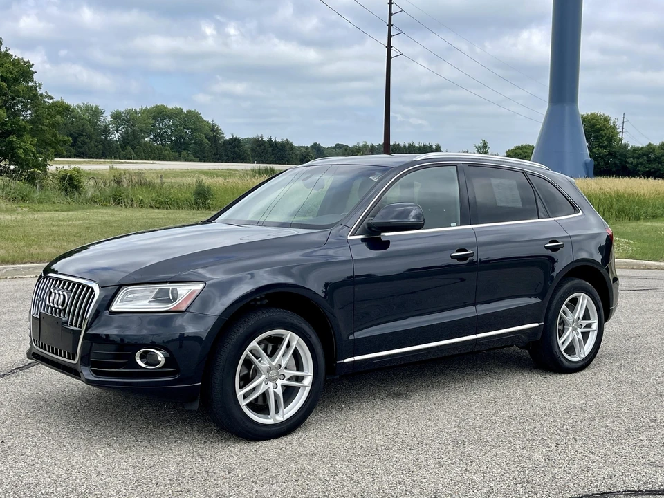 2015 Audi 8R Q5 - Image 2 of 31