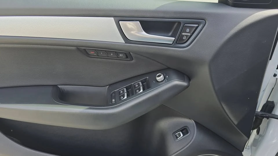 2015 Audi 8R Q5 - Image 8 of 20