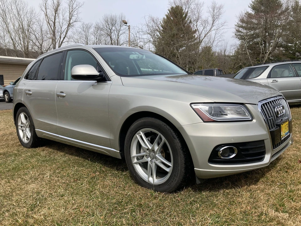 2015 Audi 8R Q5 - Image 2 of 9