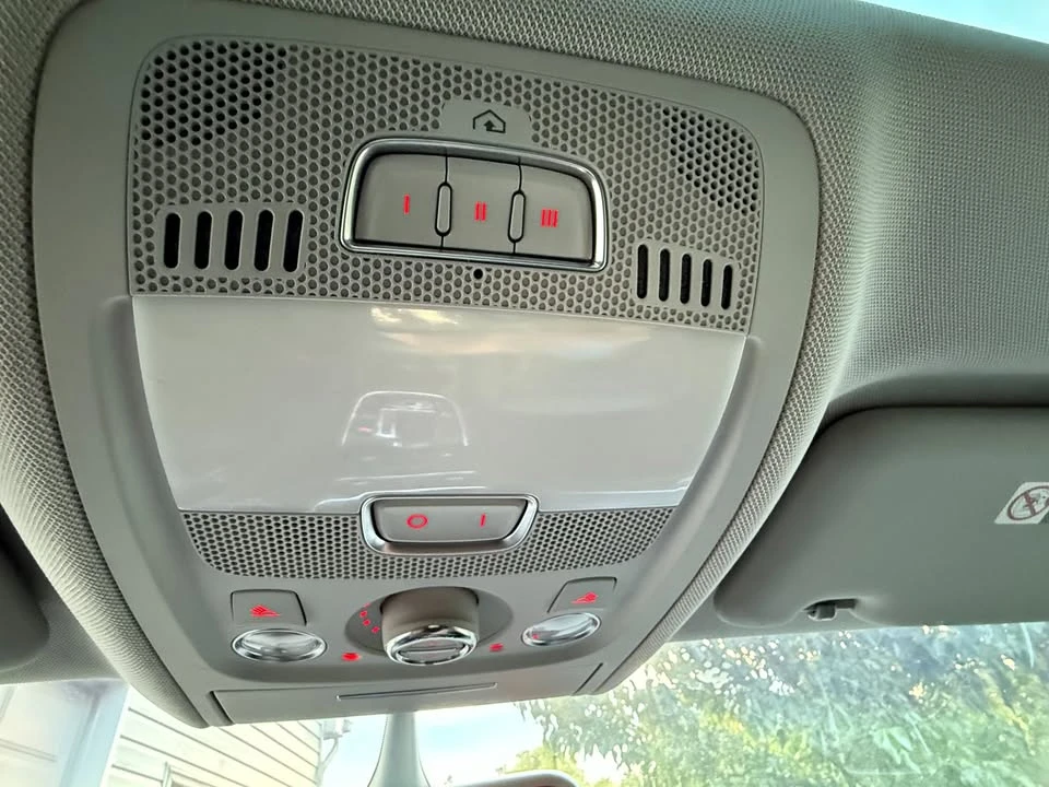 2015 Audi 8R Q5 - Image 11 of 20