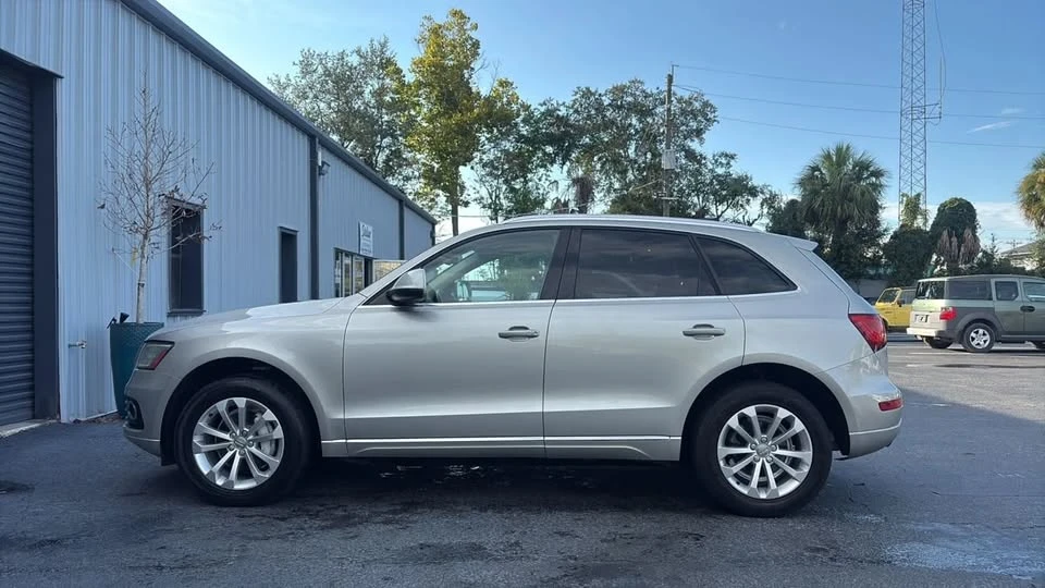 2015 Audi 8R Q5 - Image 2 of 11