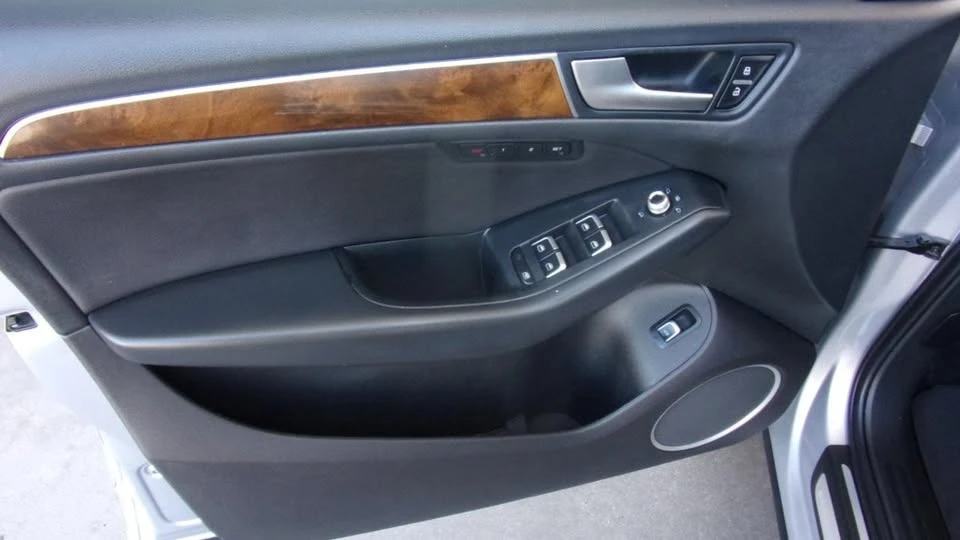 2015 Audi 8R Q5 - Image 10 of 20