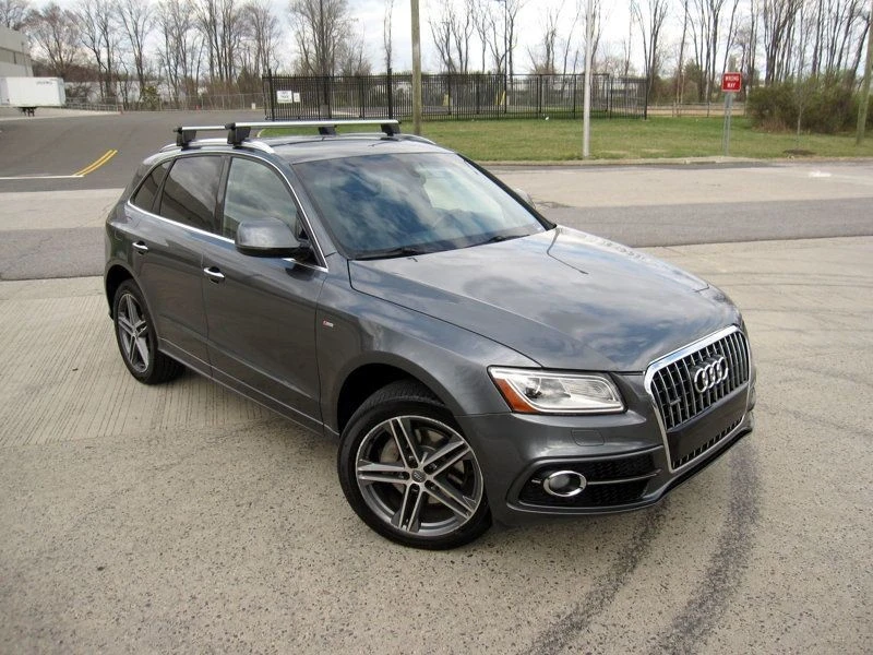 2015 Audi 8R Q5 - Image 2 of 12