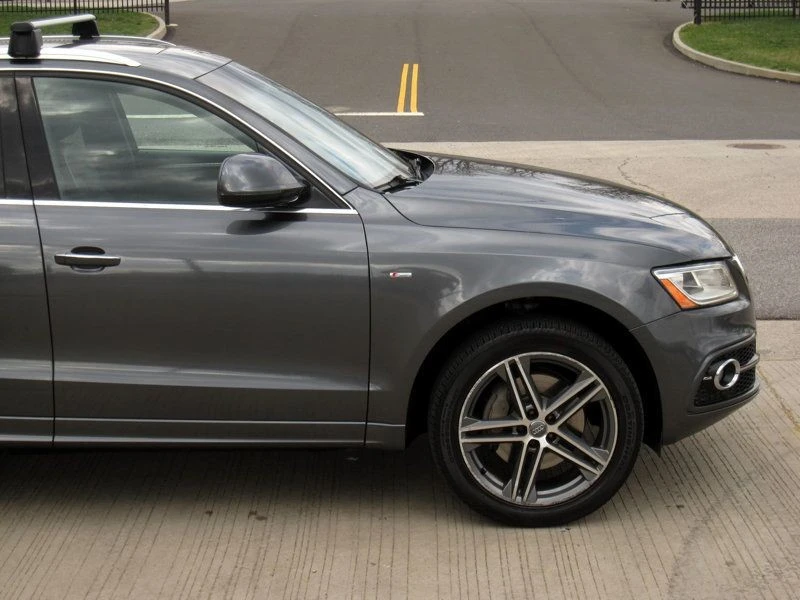 2015 Audi 8R Q5 - Image 10 of 12