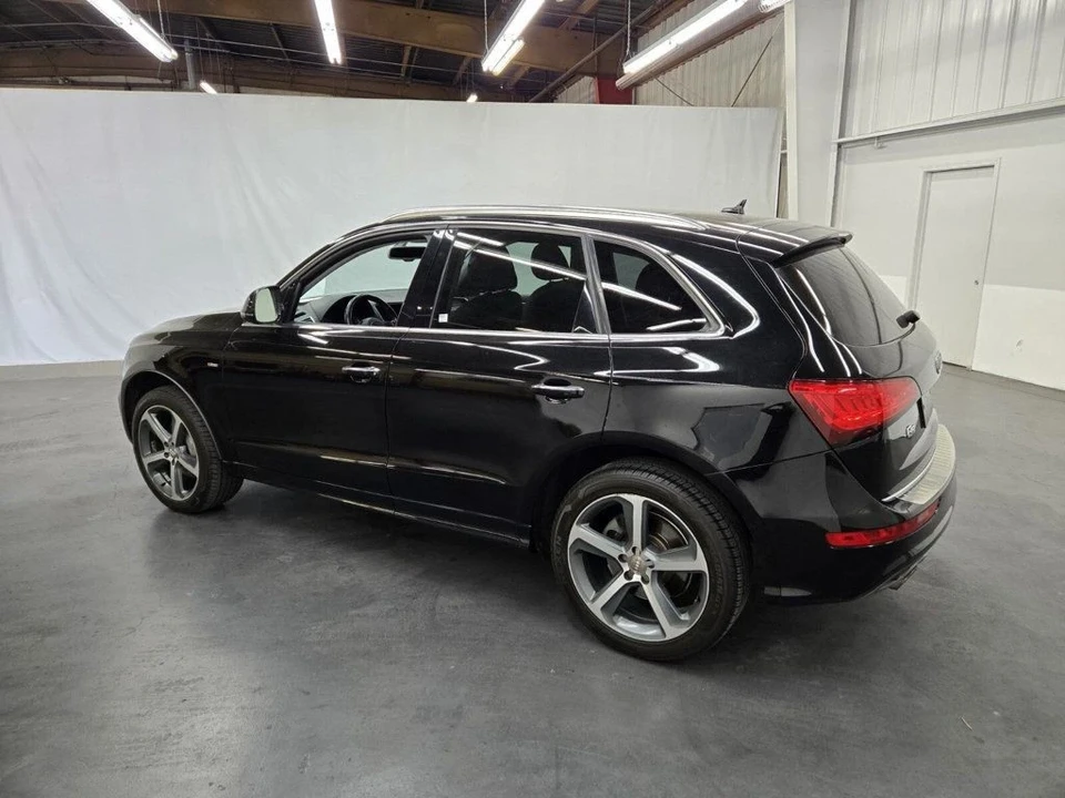 2015 Audi 8R Q5 - Image 2 of 21