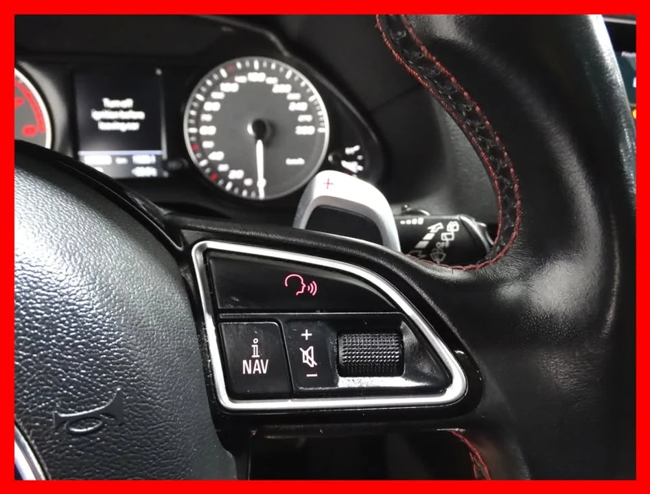 2015 Audi 8R SQ5 - Image 13 of 19