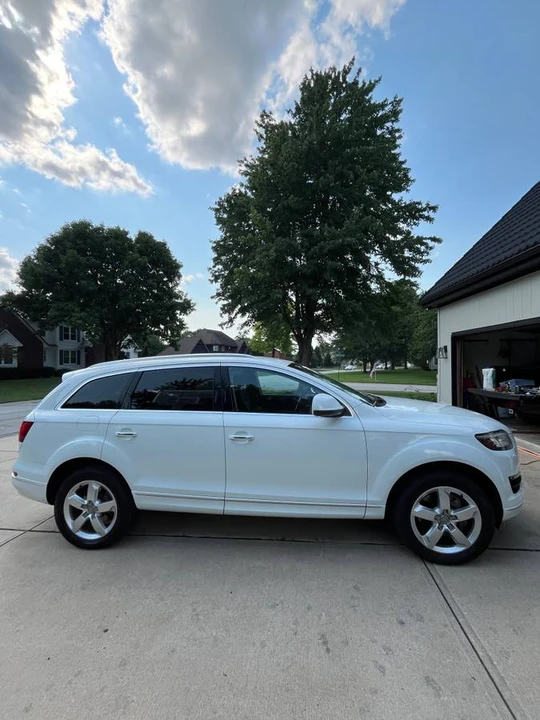 2015 Audi 4L Q7 - Image 2 of 23