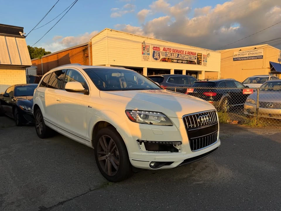 2015 Audi 4L Q7 - Image 2 of 10