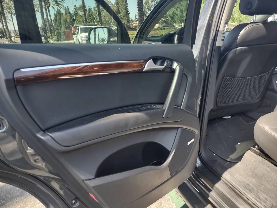 2015 Audi 4L Q7 - Image 5 of 24