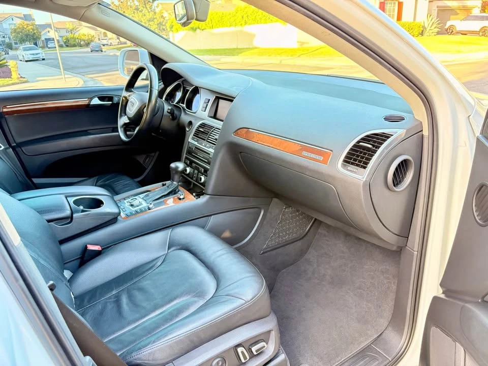 2015 Audi 4L Q7 - Image 8 of 11