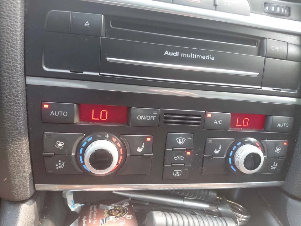 2015 Audi 4L Q7 - Image 2 of 12