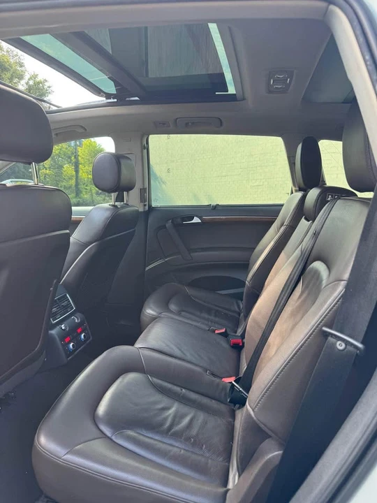 2015 Audi 4L Q7 - Image 9 of 19