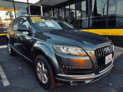 2015 Audi Q7 3.0T Quattro Premium Sport Utility 4D