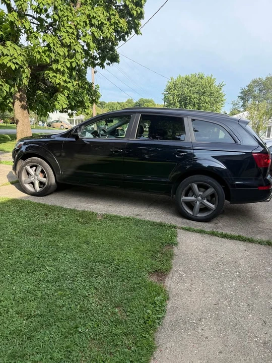 2015 Audi 4L Q7 - Image 2 of 8